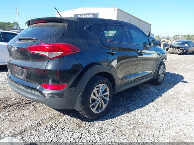 KM8J23A45JU783761 Hyundai TUCSON SE