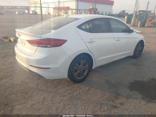 44017641 :رقم المزاد ، 5NPD84LF0JH339914 vin ، 2018 Hyundai Elantra Sel مزاد بيع