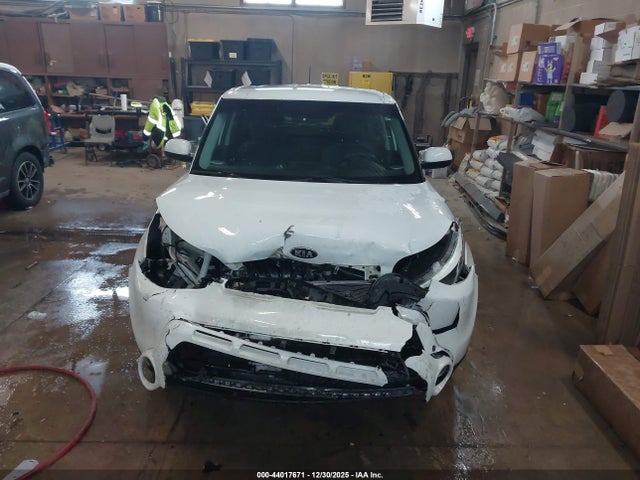 KIA SOUL + 2016 KNDJP3A56G7828437 Image 13