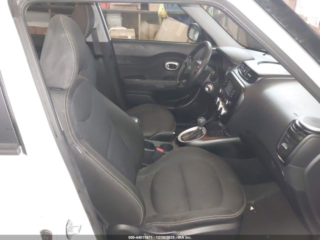 KIA SOUL + 2016 KNDJP3A56G7828437 Image 5