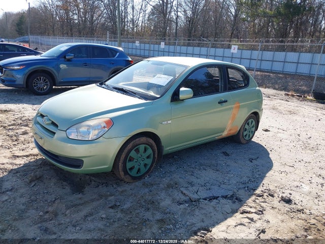 2010 HYUNDAI ACCENT KMHCM3AC2AU159393 Photo 1