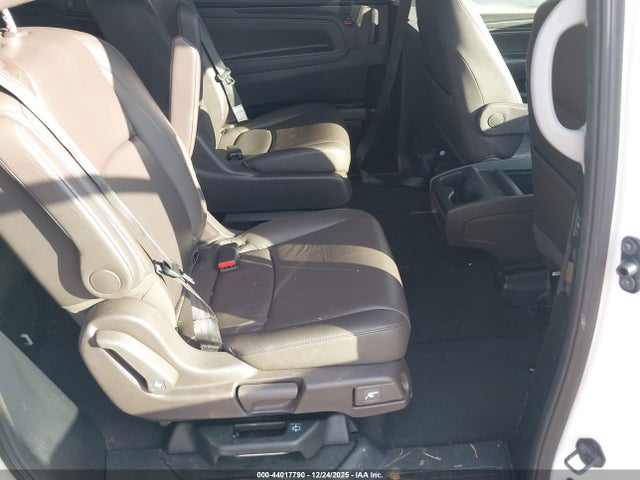 44017790 :رقم المزاد ، 5FNRL6H72KB088704 vin ، 2019 Honda Odyssey Ex-l مزاد بيع