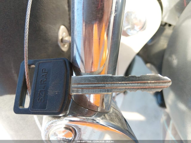 2015 SUZUKI VL1500 JS1VY56A3F2100273 Photo 10