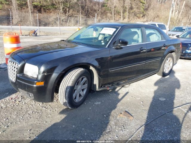 2005 CHRYSLER 300 2C3JA53G35H108465 Photo 1