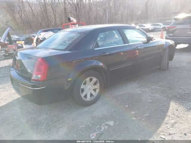 2005 CHRYSLER 300 2C3JA53G35H108465 Photo 3