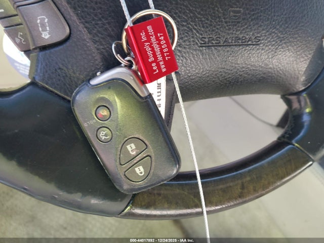 2011 LEXUS LS 460 JTHBL5EF7B5107903 Photo 10