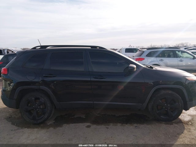 44017930 :رقم المزاد ، 1C4PJMCB9GW152883 vin ، 2016 Jeep Cherokee Altitude مزاد بيع