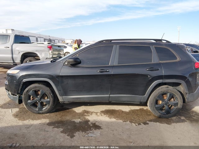 44017930 :رقم المزاد ، 1C4PJMCB9GW152883 vin ، 2016 Jeep Cherokee Altitude مزاد بيع