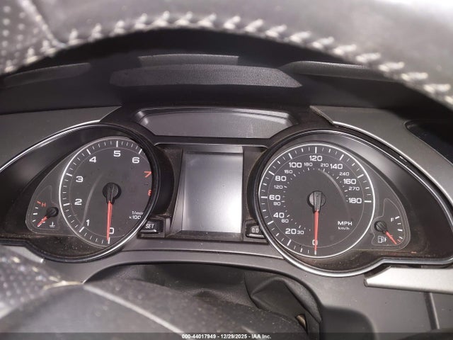 2011 AUDI A5 WAULFAFH9BN010348 Photo 6