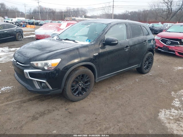 2018 MITSUBISHI OUTLANDER SPORT JA4AR3AU1JU004740 Photo 1