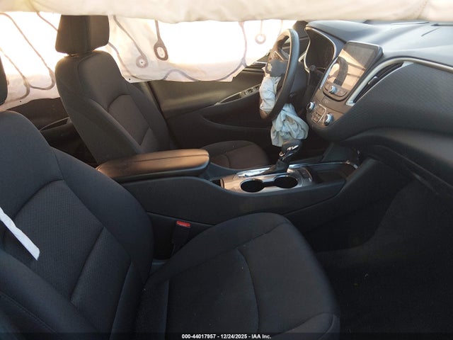 1G1ZD5ST0PF165188 Chevrolet Malibu Fwd 1lt