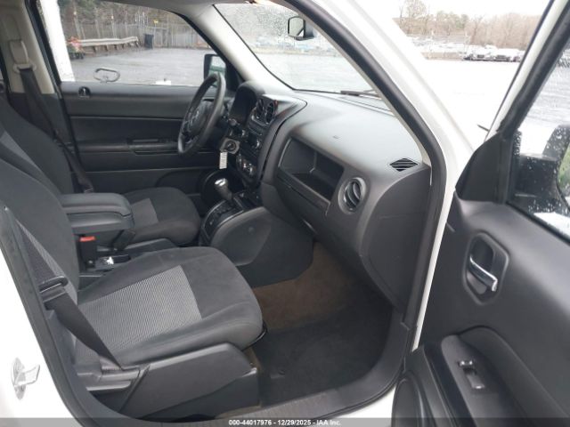 2016 JEEP PATRIOT 1C4NJRFB7GD669210 Photo 4