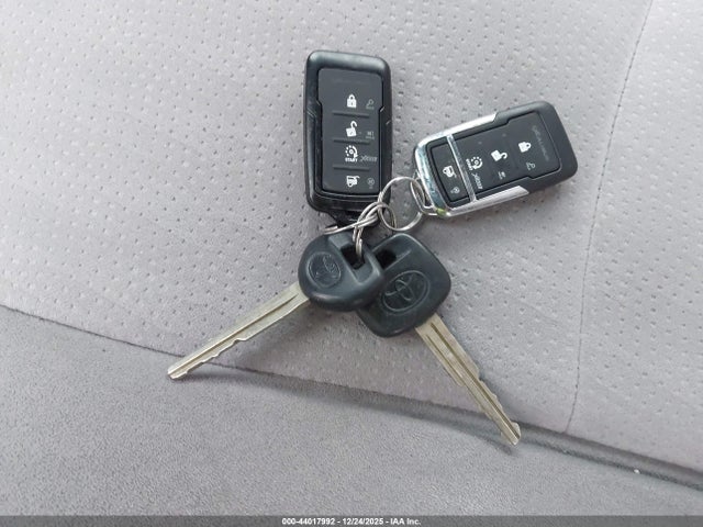 Продажа на аукционе авто 2012 Toyota Highlander Base V6, vin: 5TDBK3EH1CS168203, номер лота: 44017992
