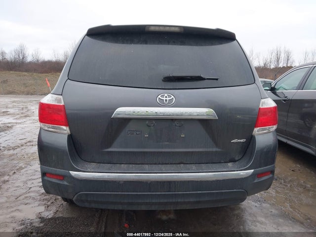 Продажа на аукционе авто 2012 Toyota Highlander Base V6, vin: 5TDBK3EH1CS168203, номер лота: 44017992