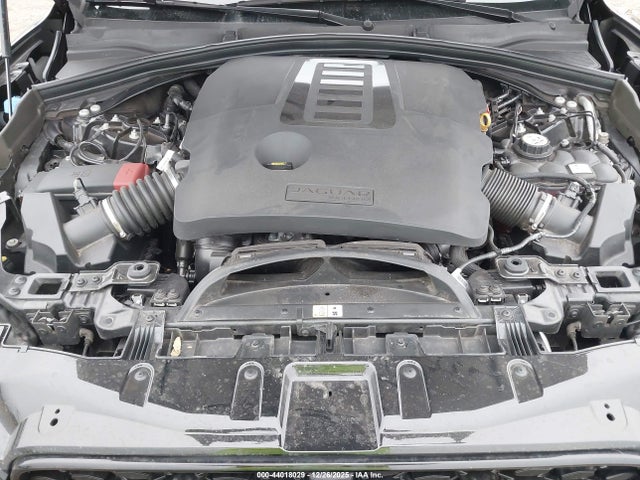2024 JAGUAR F-PACE SADCT2FU3RA733262 Photo 9