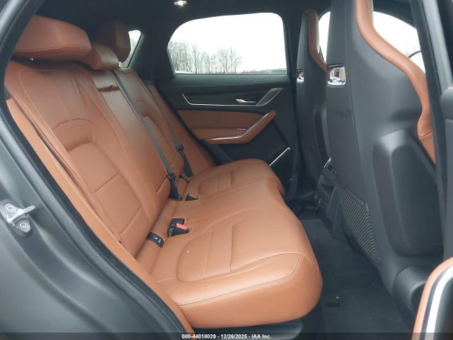 2024 JAGUAR F-PACE SADCT2FU3RA733262 Photo 7