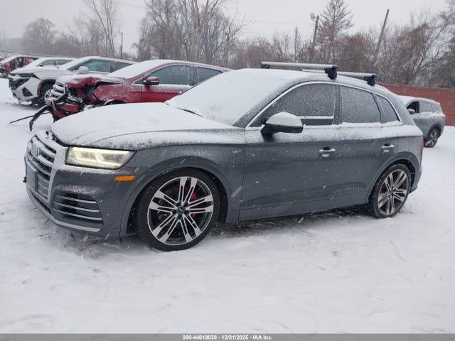 44018030 :رقم المزاد ، WA1C4AFY7J2076917 vin ، 2018 Audi Sq5 3.0t Premium Plus مزاد بيع