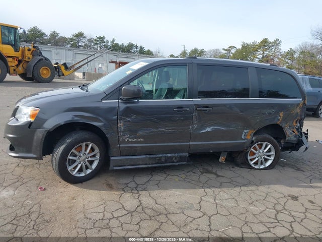 44018038 :رقم المزاد ، 2C4RDGCG7KR800638 vin ، 2019 Dodge Grand Caravan Sxt مزاد بيع