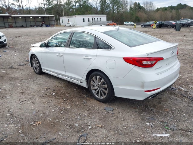 Hyundai Sonata Sport 2015 5NPE34AF5FH253396 Image 3