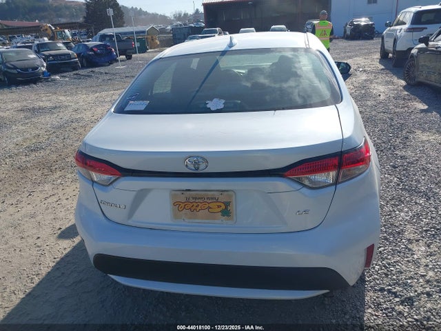 5YFEPMAE0NP381123 Toyota COROLLA LE
