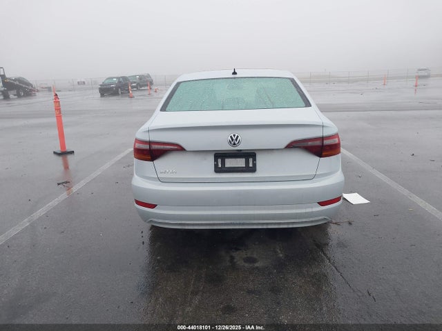 3VWC57BUXKM122109 Volkswagen Jetta 1.4t R-line/1.4t S/1.4t Se