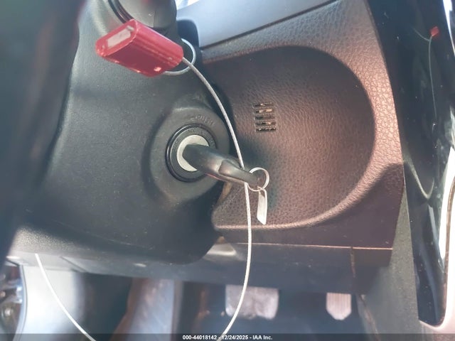 Toyota COROLLA SE 2018 5YFBURHE3JP843795 Image 11