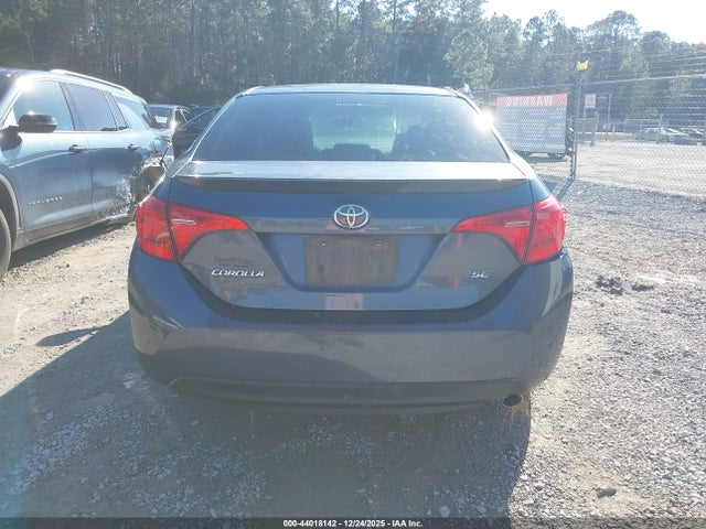 Toyota COROLLA SE 2018 5YFBURHE3JP843795 Image 16