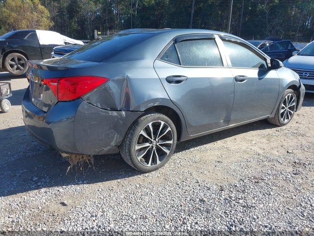 Toyota COROLLA SE 2018 5YFBURHE3JP843795 Image 4
