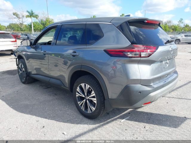 2021 NISSAN ROGUE 5N1AT3BA2MC679076 Photo 2