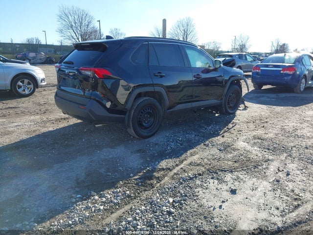 2T3G1RFV9LW134265 Toyota RAV4 LE