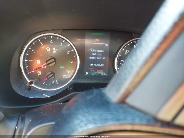 2T3G1RFV9LW134265 Toyota RAV4 LE