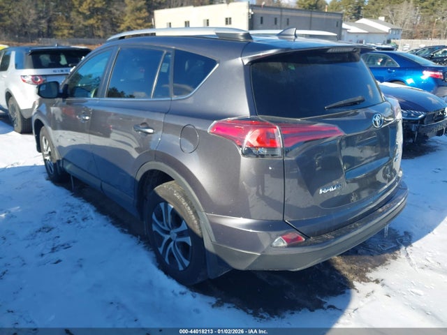 Toyota RAV4 LE 2016 2T3BFREV1GW536686 Image 3