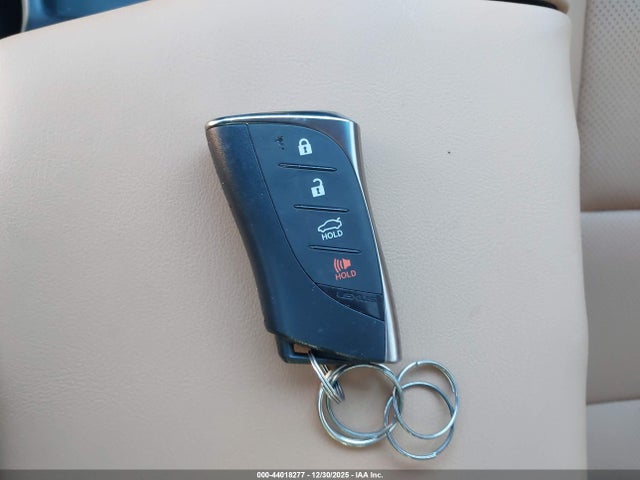 Продаж на аукціоні авто 2024 Lexus Es 350, vin: 58ADZ1B12RU173869, номер лоту: 44018277