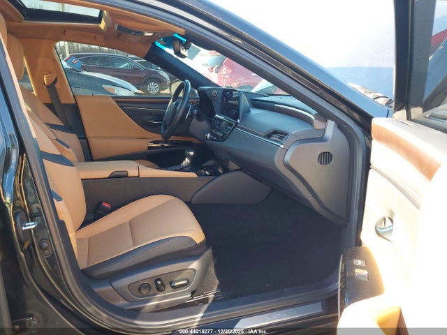 Продаж на аукціоні авто 2024 Lexus Es 350, vin: 58ADZ1B12RU173869, номер лоту: 44018277