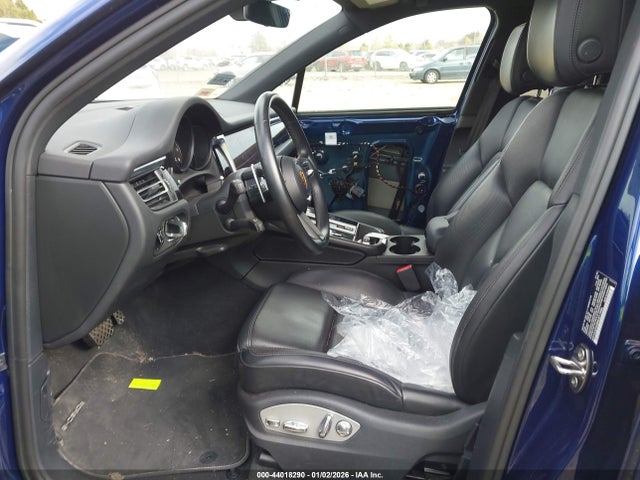 2022 PORSCHE MACAN WP1AA2A58NLB11956 Photo 4
