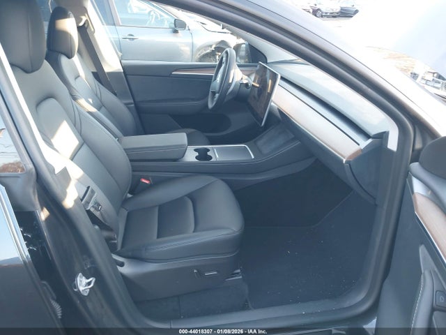 2024 TESLA MODEL Y 7SAYGDEE2RF185602 Photo 4