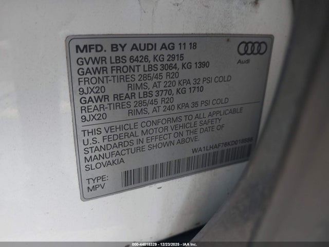2019 AUDI Q7 WA1LHAF76KD018556 Photo 8