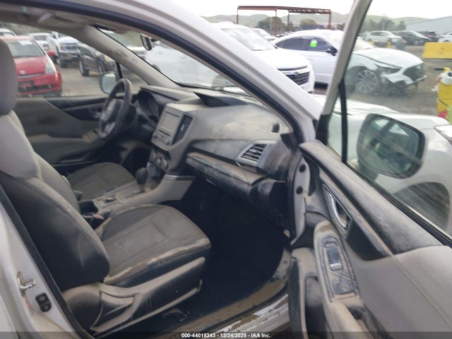 Subaru Forester Premium 2019 JF2SKAGC9KH539926 Image 5