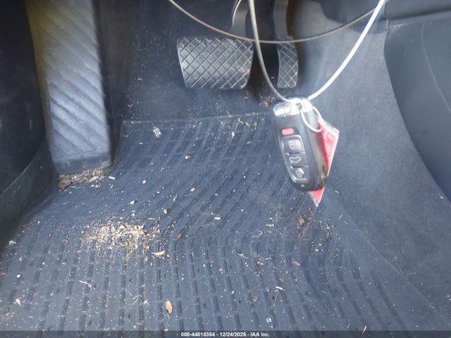 2010 AUDI A5 WAUJFAFH5AN012765 Photo 10