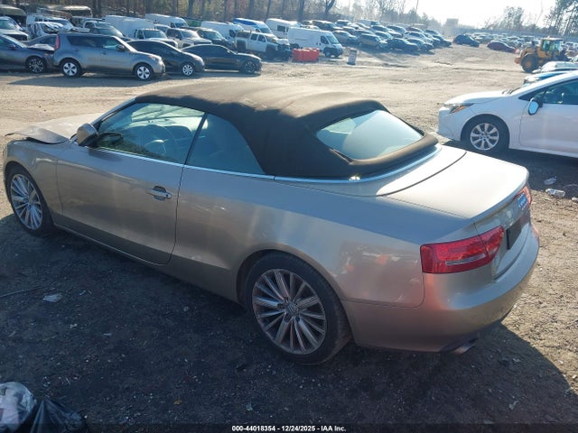 2010 AUDI A5 WAUJFAFH5AN012765 Photo 2