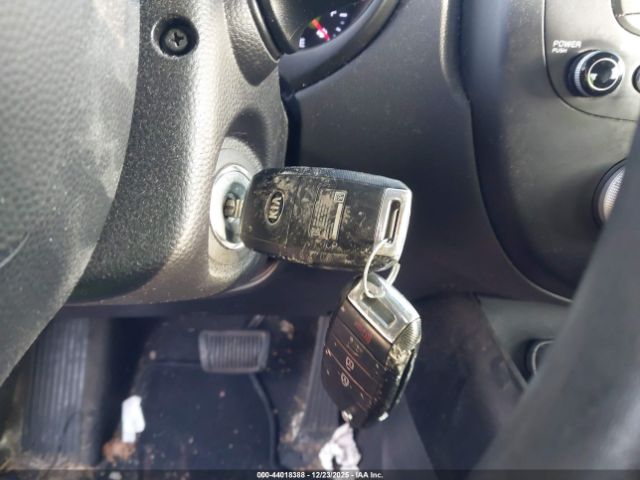 2015 KIA SOUL KNDJN2A21F7234388 Photo 10