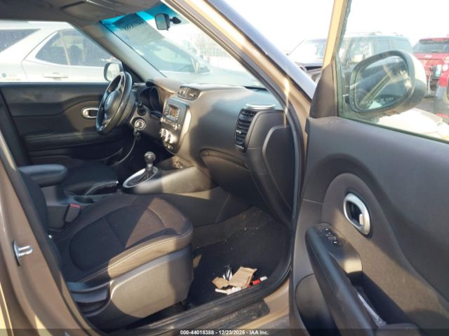 2015 KIA SOUL KNDJN2A21F7234388 Photo 4