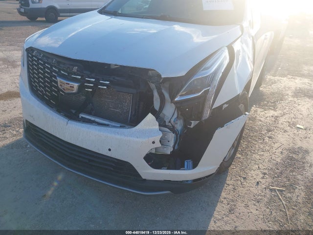 2020 CADILLAC XT5 1GYKNCRS7LZ239877 Photo 5