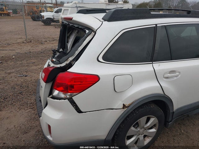 Aukcja sprzedaży 2010 Subaru Outback 2.5i Limited, vin: 4S4BRBKCXA3347302, numer aukcji: 44018433