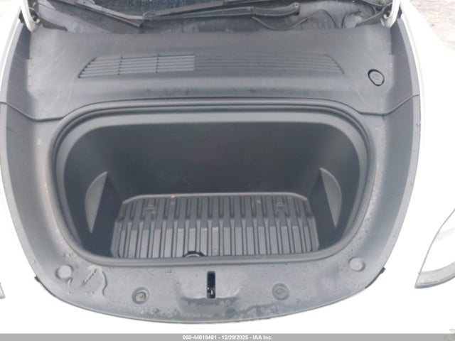 2021 TESLA MODEL Y 5YJYGDEE6MF194003 Photo 9