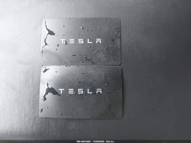 2021 TESLA MODEL Y 5YJYGDEE6MF194003 Photo 10