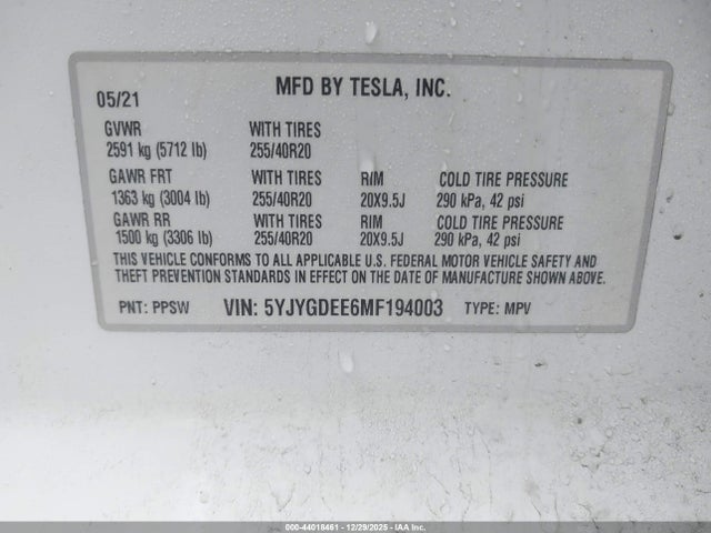 2021 TESLA MODEL Y 5YJYGDEE6MF194003 Photo 8