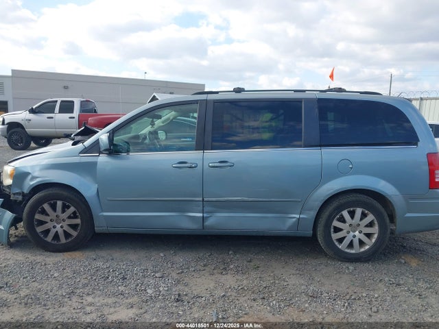 Продаж на аукціоні авто 2008 Chrysler Town & Country Touring, vin: 2A8HR54P88R626533, номер лоту: 44018501