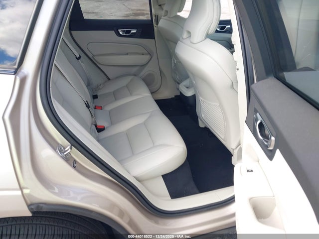2024 VOLVO XC60 YV4L12RKXR1924749 Photo 7