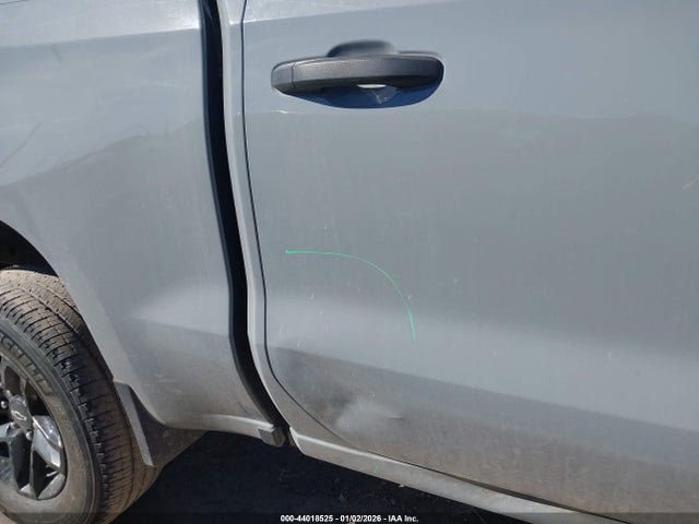3GCPDCEKXRG249283 Chevrolet Silverado 1500 4wd Short Bed Custom Trail Boss